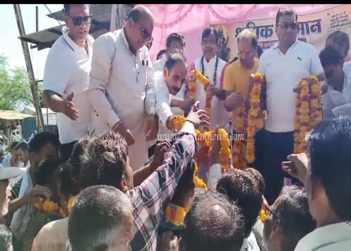 Ujjain कृष्णा गुरुजी ने किया श्रमिक सम्मान 
